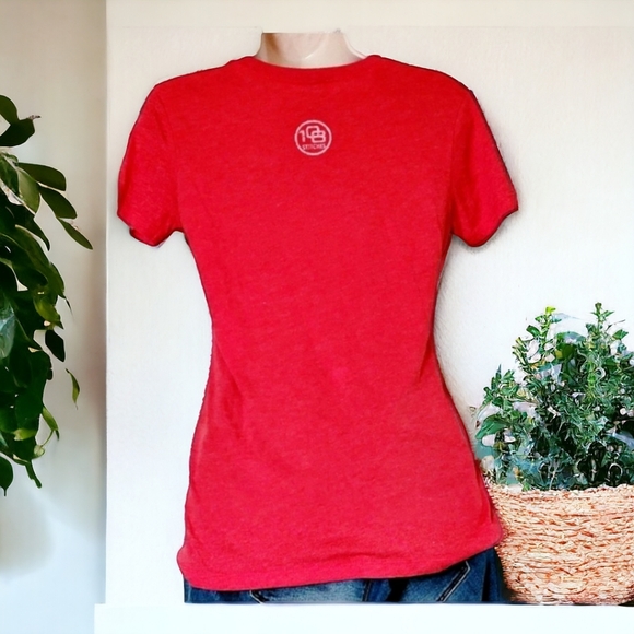 Red retro graphic print baseball tee women's size medium - Picture 7 of 7